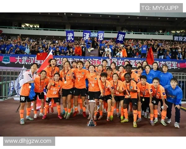 中国女足迎战印尼女足全力争胜展现实力与风采