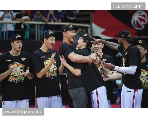 任骏飞领衔出战CBA季后赛展现全能球技助力球队争冠之路