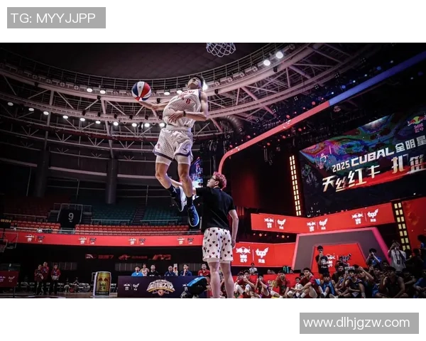 2013年勇士与雷霆激战回顾：一场篮球盛宴的精彩瞬间与经典对决