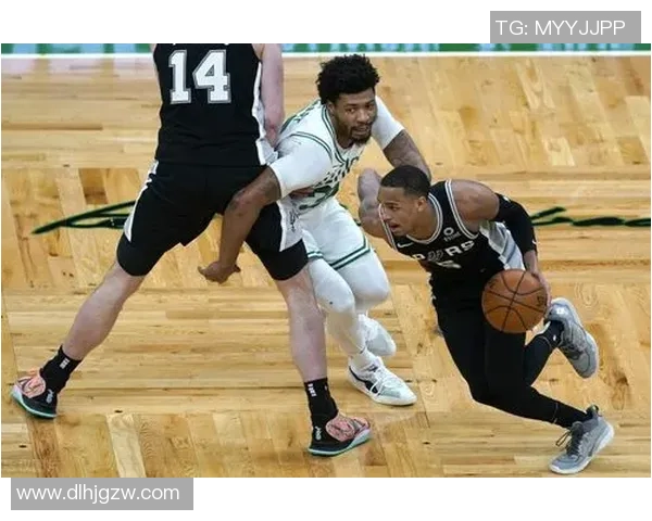 塔图姆豪取60分致敬科比绿军逆转尼克斯缔造历史新篇章